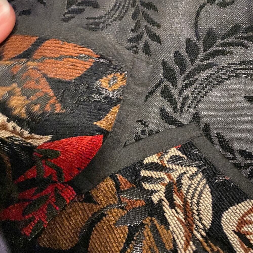 Embroidered Fall Leaves Vest Reversible Large - Picture 8 of 8